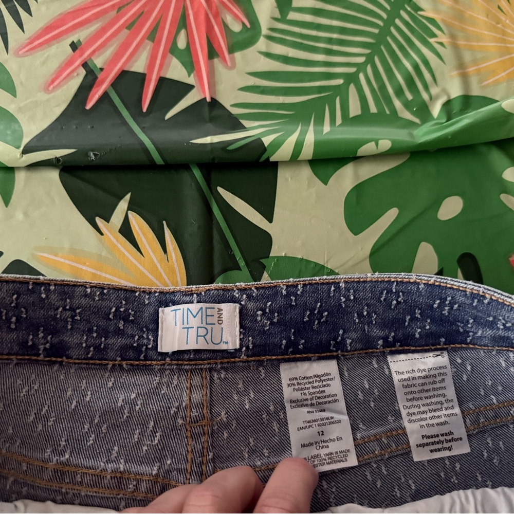 Time And Tru Embellished Gems Swiss Dots Wide Leg Stretch Jeans 12 - Picture 2 of 6